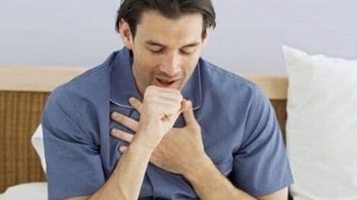 Tusea. De ce nu-ţi mai trece şi cum să o tratezi