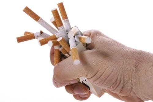 Trei plante care te ajută să te laşi de fumat