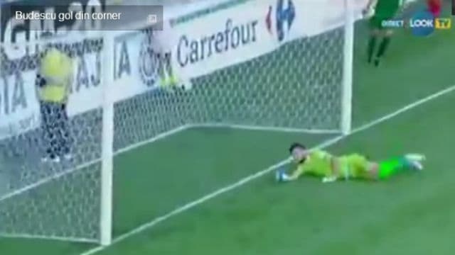 Goluri fenomenale în primul meci din Liga 1: cu câlcâiul şi direct din corner - VIDEO