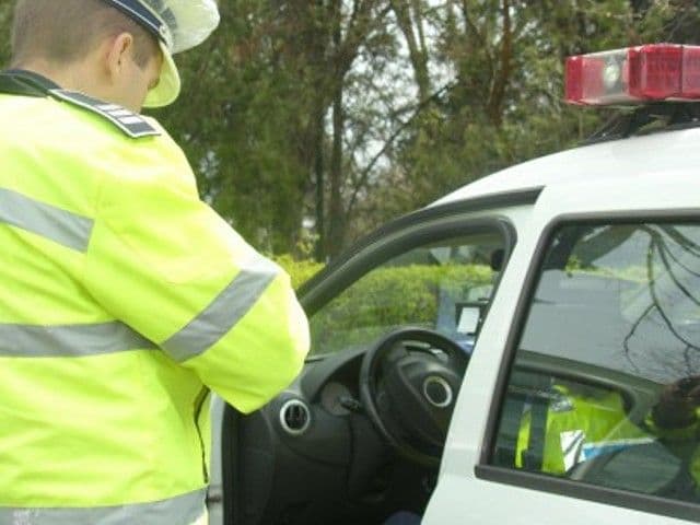 Cercetat pentru punere în circulație autovehicul neînmatriculat 