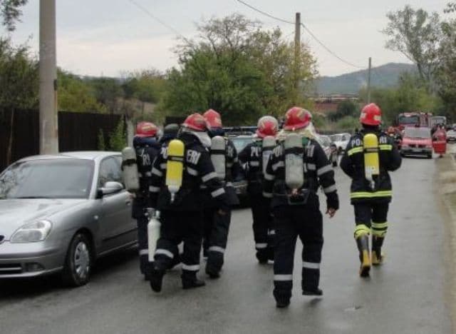 Misiune dificilă pentru pompieri. Ridicare și asanare muniție la Dorohoi 