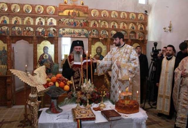 Seminarul Teologic din Dorohoi serbează astăzi hramul de vară