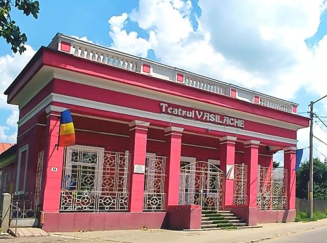 Teatrul „Vasilache” Botoşani prezent la Festivalul Naţional de Teatru pentru Copii „CĂRĂBUŞ”, ediţia I