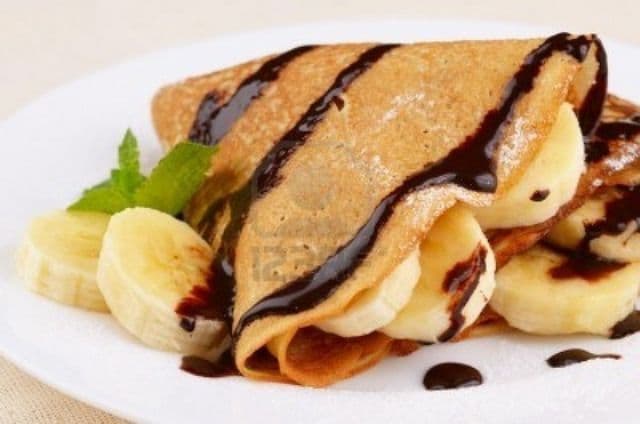 Clătite cu ciocolată și banane