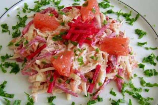Salată din piept de pui cu grapefruit