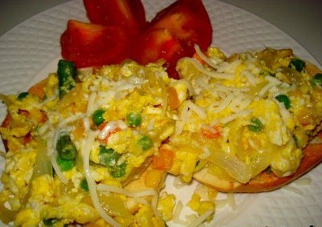 Omletă cu legume