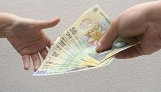 Peste 500 de cadre didactice din Dorohoi trebuie să returneze aproape 200.000 de lei