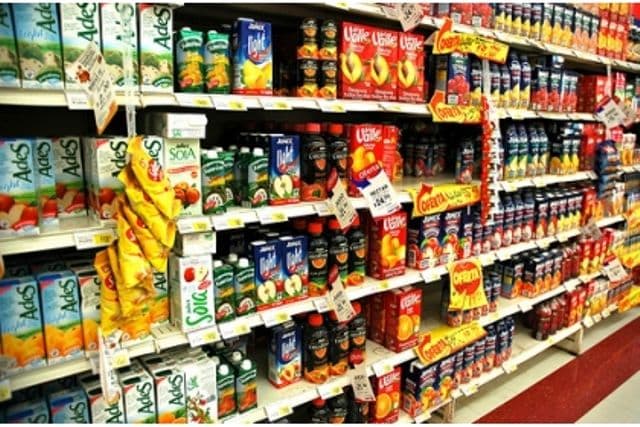 Zeci de tone de băuturi răcoritoare, nectar și sucuri de fructe, oprite de la vânzare