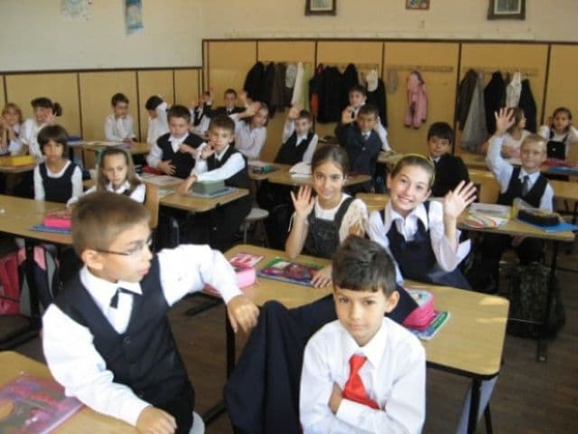 Ministerul Educaţiei are reguli stricte pentru profesori şi părinţi în anul şcolar 2014-2015