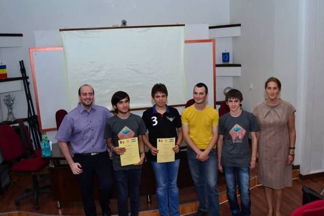 Colegiul Naţional „Grigore Ghica” Dorohoi gazdă a celei de-a doua ediţii a concursului „The Dines Memorial Computer Science”