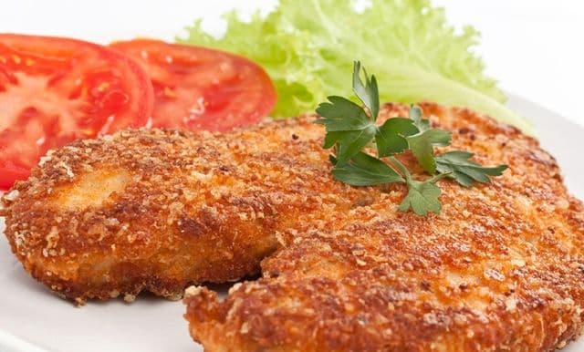 Pui în crustă de parmezan