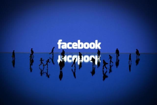 Facebook schimbă istoria. Ce vrea să le ofere site-ul de socializare tuturor oamenilor de pe Planetă