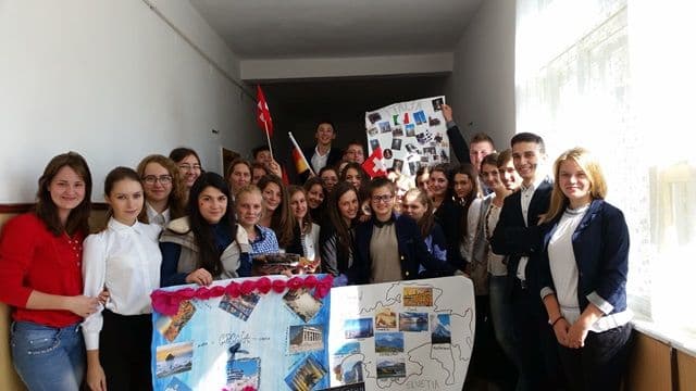 Colegiul Național „Grigore Ghica” Dorohoi - Împreună în Europa - FOTO