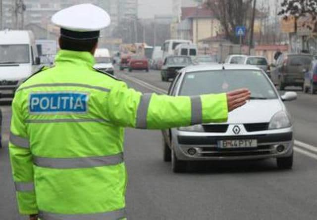 Șoferii ignoră noile legi din Codul Rutier