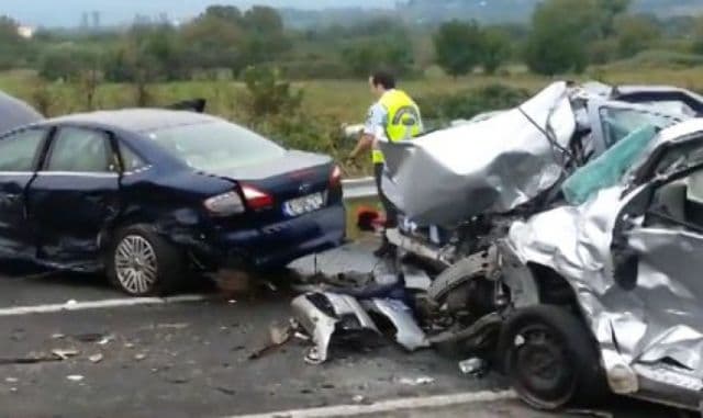 Șofer român reținut în Grecia după ce a provocat un carambol în care au murit 4 persoane