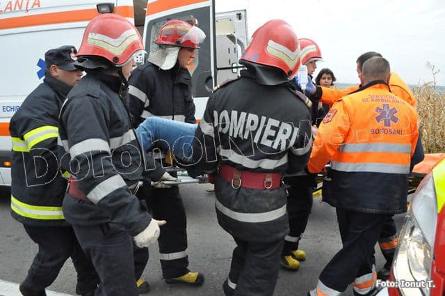 Femeie și tânăr din Cristinești în stare gravă după accidentul produs pe drumul Dorohoi-Botoșani