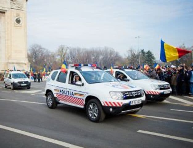 MAI cumpără 450 de autoturisme Duster 4x4