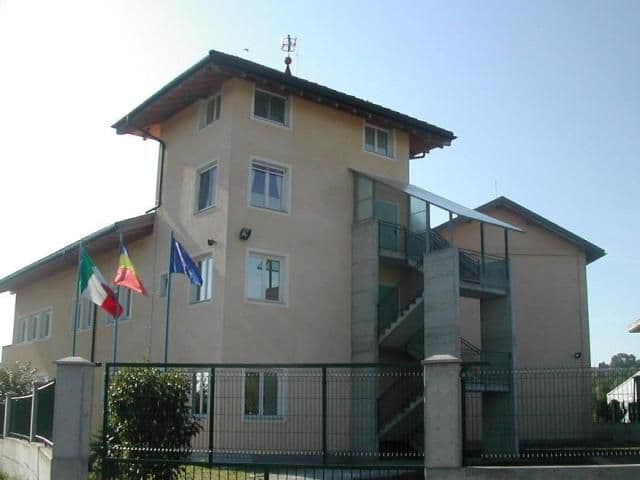 Mihaela Huncă prezentă la sărbătorirea a zece ani de activitate a Grădiniţei Il Girotondo - FOTO