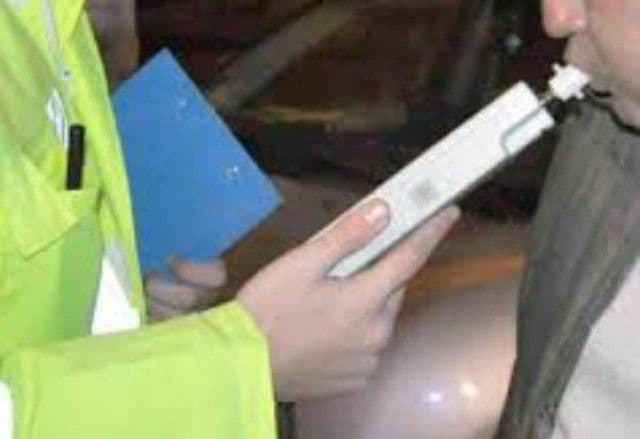 Bărbat din Suharău cerecetat după ce a fost depistat în trafic sub influența băuturilor alcoolice