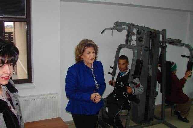 Ministrul Rovana Plumb la Centrul de Recuperare şi Reabilitare Stăuceni - FOTO