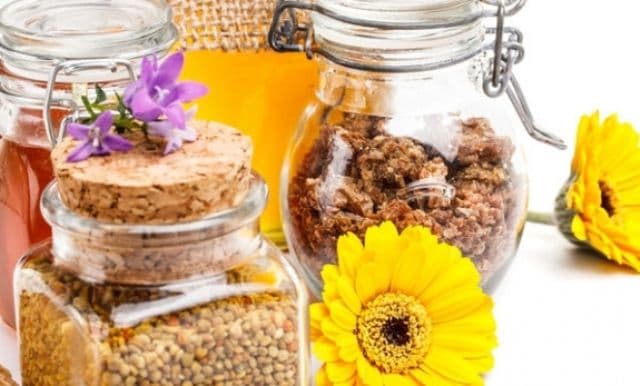 Soluţii naturale şi eficiente pentru durerile în gât