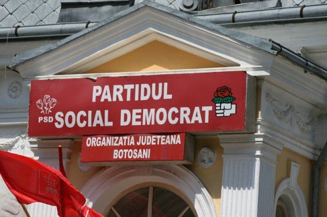 PSD Botoşani: „Ce fel de preşedinte ar fi Klaus Iohannis dacă ar lupta doar pentru o parte din români?”