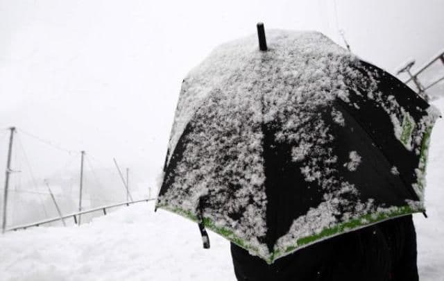 Prognoza meteo pe două săptămâni: vremea se răceşte, vin ninsorile după 25 noiembrie