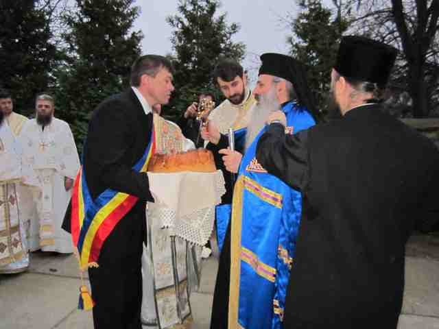 Har și binecuvântare la Biserica „Sf. Voievozi Mihail și Gavriil” din comuna Ibănești - FOTO