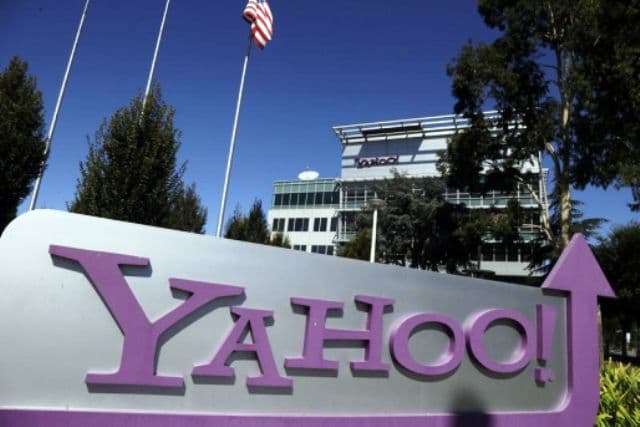 Yahoo este noul motor de căutare implicilit în browserul Firefox, înlocuind Google