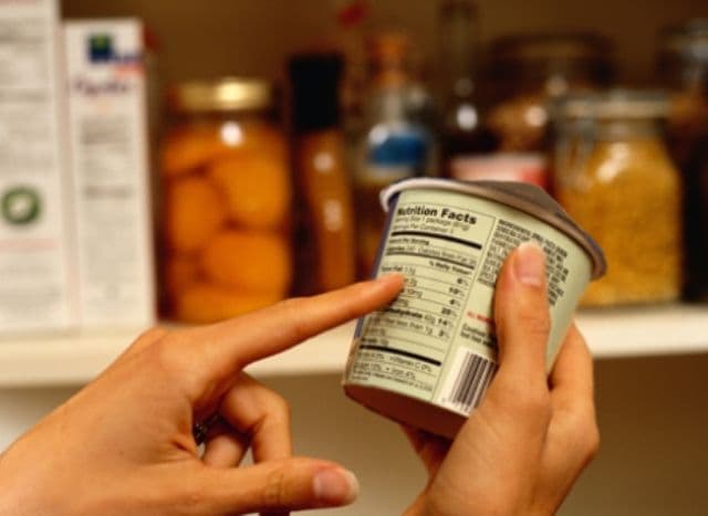 Ce trebuie să apară, începând de azi, pe etichetele tuturor produselor alimentare pe care le cumpăraţi