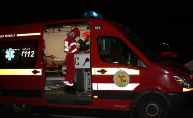Un șofer beat a spulberat trei mașini pe drumul Botoșani - Suceava