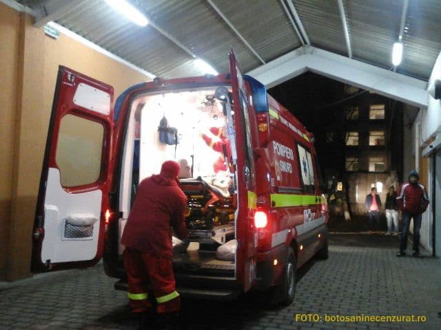 Femeia din Șendriceni împuşcată de soţul ei, a fost transferata la Iaşi şi se află în stare critică