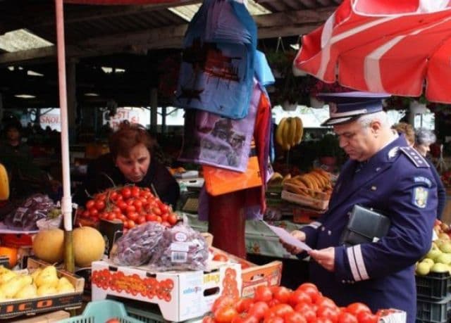 Controale la comercianţii de produse specifice sărbătorilor de iarnă