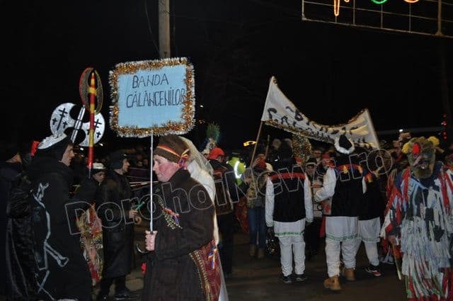 Parada Formatiilor de Datini si Obiceiuri 2013 Dorohoi_Banda Calancenii_02