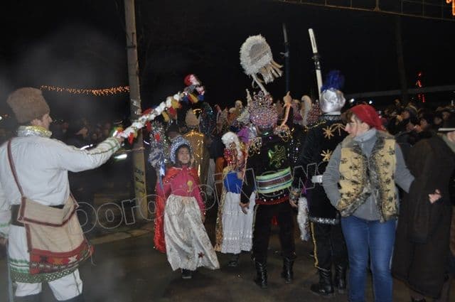 Parada Formatiilor de Datini si Obiceiuri 2013 Dorohoi_Banda Calancenii_06