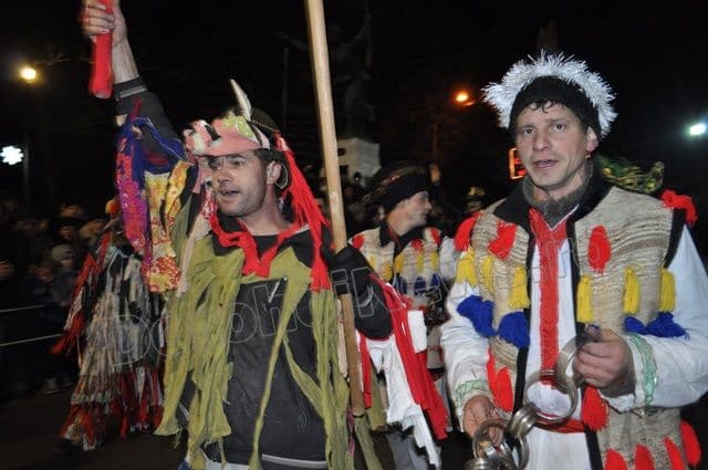 Parada Formatiilor de Datini si Obiceiuri 2013 Dorohoi_Banda Calancenii_08