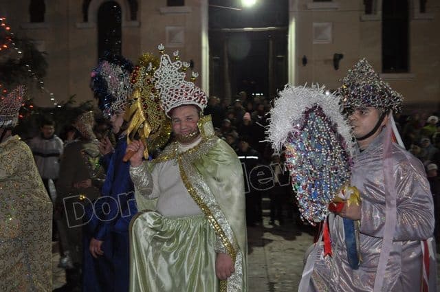 Parada Formatiilor de Datini si Obiceiuri 2013 Dorohoi_Banda Trestiana_12