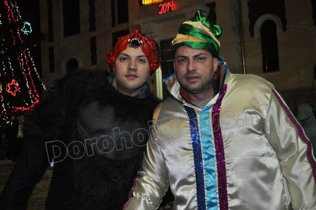 Parada Formatiilor de Datini si Obiceiuri 2013 Dorohoi_Banda Olinescu_04