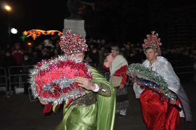 Parada Formatiilor de Datini si Obiceiuri 2013 Dorohoi_Banda Gara_14