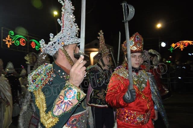 Parada Formatiilor de Datini si Obiceiuri 2013 Dorohoi_Banda Plevna_06