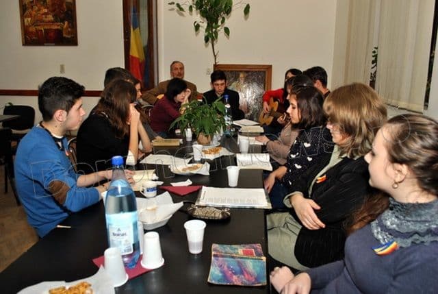 Cenaclu Editor Dorohoi Eminescu_15