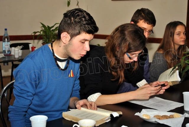 Cenaclu Editor Dorohoi Eminescu_02