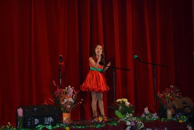 Flori pentru mama_editia VI Dorohoi_10
