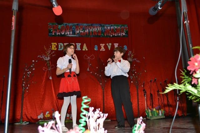 Flori pentru mama_editia VI Dorohoi_19