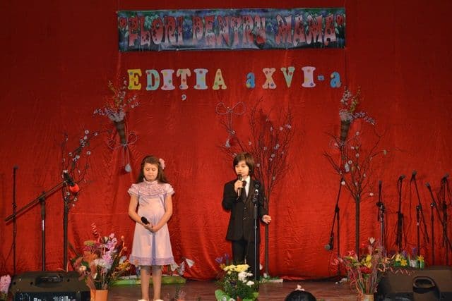 Flori pentru mama_editia VI Dorohoi_23