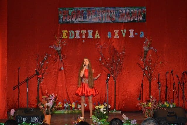 Flori pentru mama_editia VI Dorohoi_33