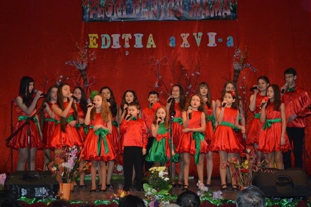 Flori pentru mama_editia VI Dorohoi_39
