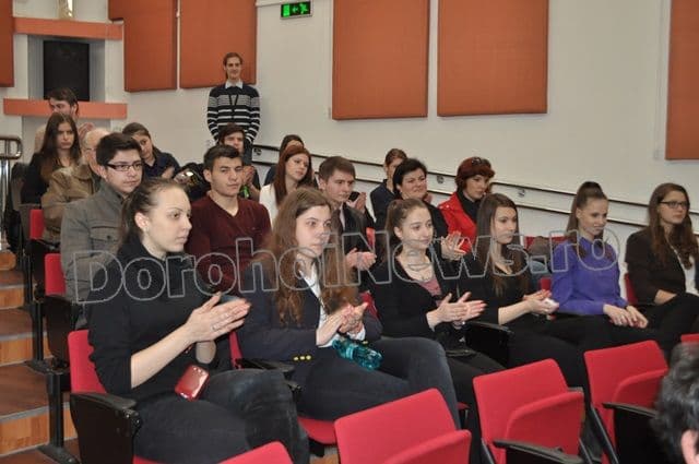 Conferinta de presa_Doroga la teatru_Dorohoi_10