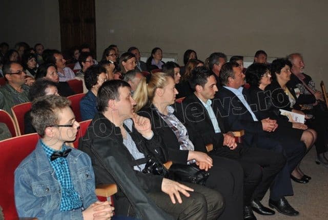 Nord Est Folk DOrohoi 2014_Gala _52