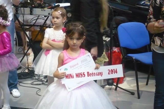Tinere speranţe la Botoşani, un maraton de muzică şi dans_8